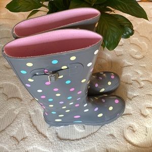 Rain boots size 10